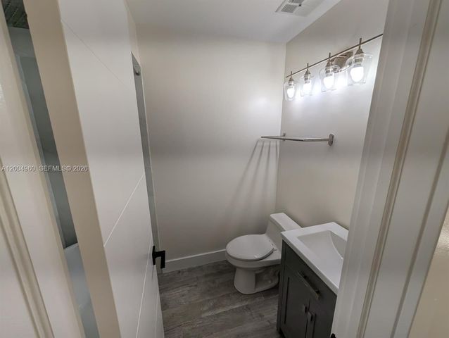 640 SW 113th Ter, Pembroke Pines, FL 33025