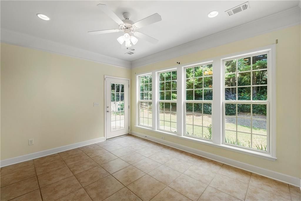 Image 12 of property listing at 4430 Cadmium Drive, Cumming, GA 30040