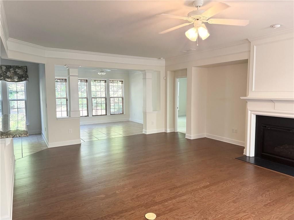 Image 3 of property listing at 4430 Cadmium Drive, Cumming, GA 30040