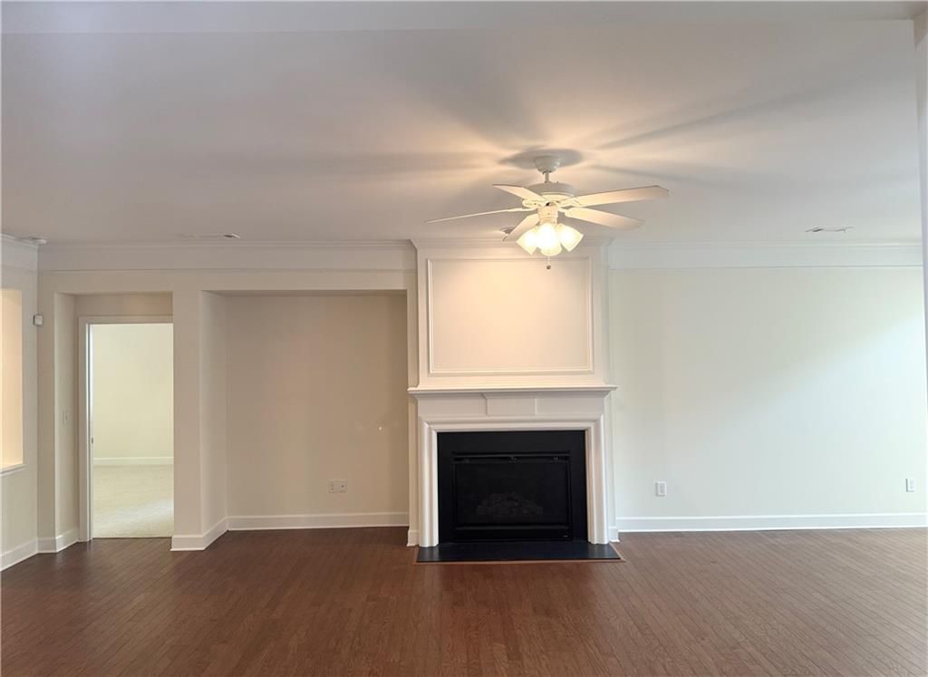 Image 5 of property listing at 4430 Cadmium Drive, Cumming, GA 30040