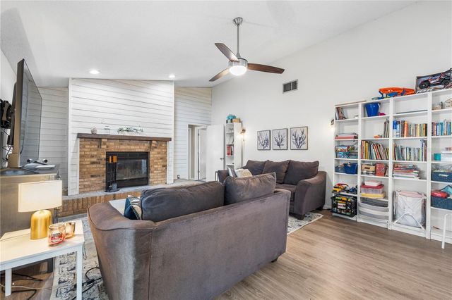 2917 STARMOUNT DRIVE, Valrico, FL 33596