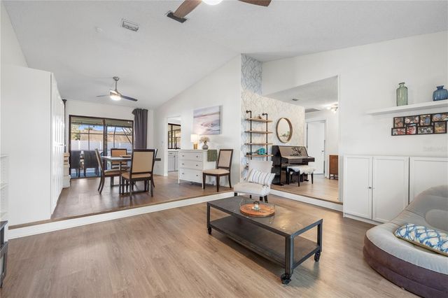 2917 STARMOUNT DRIVE, Valrico, FL 33596