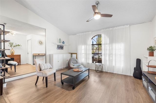 2917 STARMOUNT DRIVE, Valrico, FL 33596