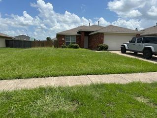 105 Shady Creek Lane, Terrell, TX 75160