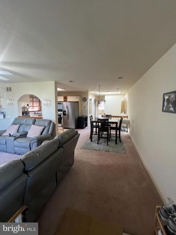 1026 CHANDLER ST, Philadelphia, PA 19111