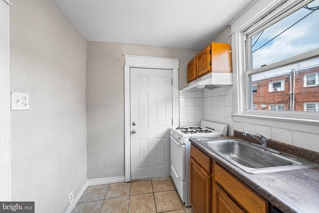 435 CROYDEN RD, Upper Darby, PA 19082