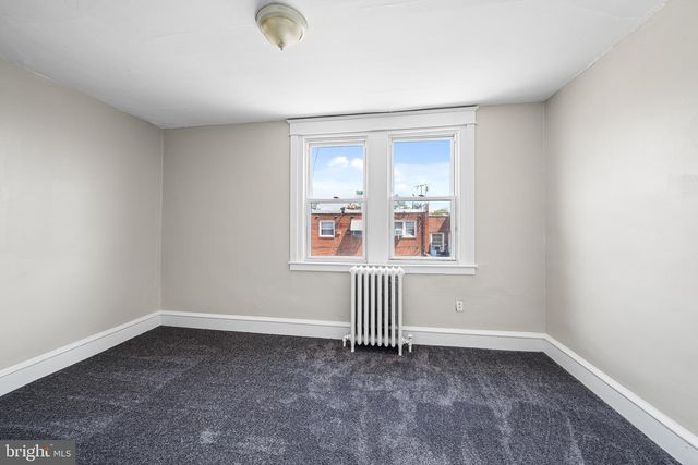 435 CROYDEN RD, Upper Darby, PA 19082