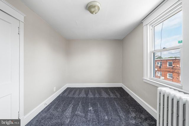 435 CROYDEN RD, Upper Darby, PA 19082