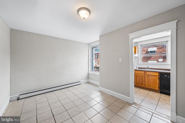 435 CROYDEN RD, Upper Darby, PA 19082