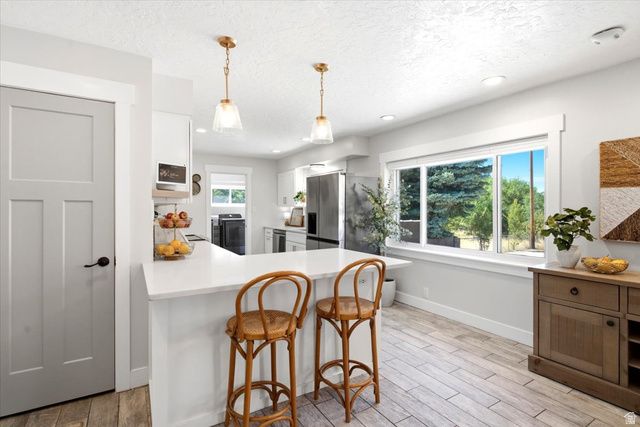 555 E PAGES LN, Centerville, UT 84014