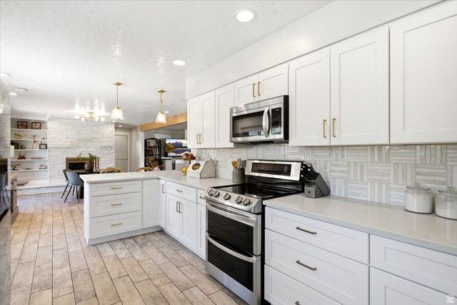 555 E PAGES LN, Centerville, UT 84014