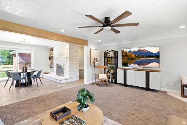 555 E PAGES LN, Centerville, UT 84014