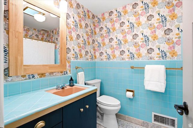 555 E PAGES LN, Centerville, UT 84014
