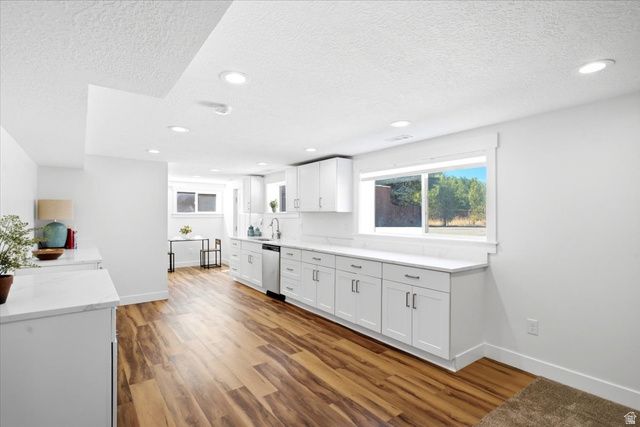 555 E PAGES LN, Centerville, UT 84014