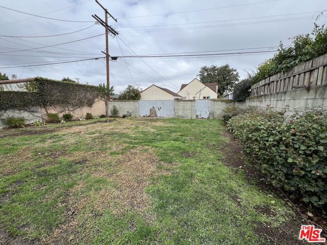 3000 Yale Avenue, Los Angeles, CA 90292