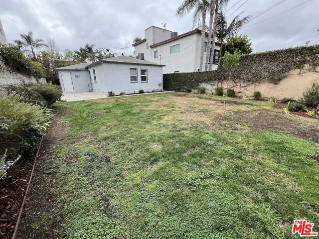 3000 Yale Avenue, Los Angeles, CA 90292