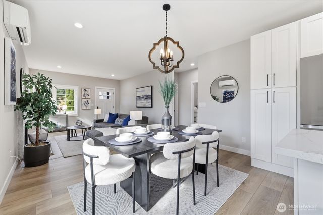 1113 S Pearl Street, Seattle, WA 98108