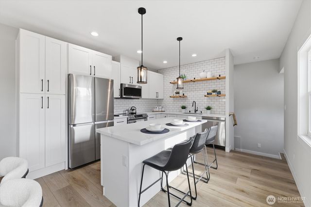 1113 S Pearl Street, Seattle, WA 98108