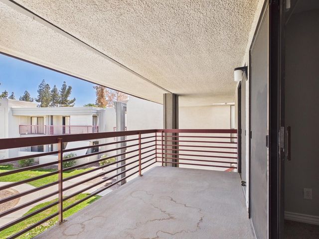 3420 W Danbury Drive Apt C203, Phoenix, AZ 85053