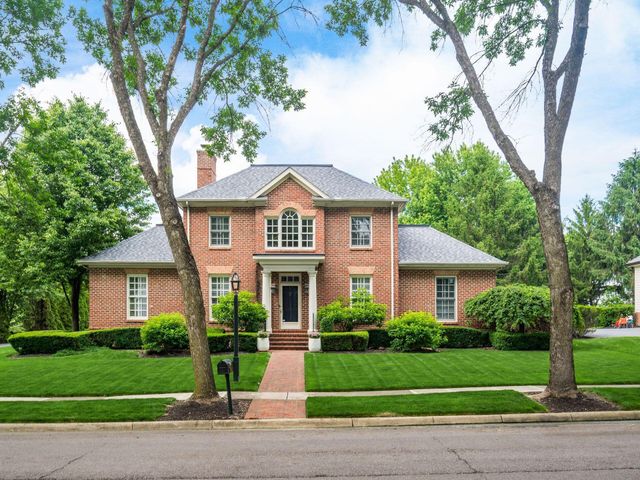 7334 Berkley Square S, New Albany, OH 43054