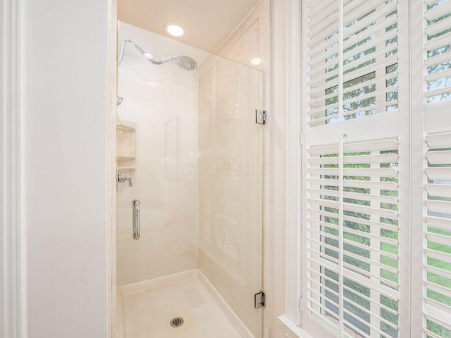 7334 Berkley Square S, New Albany, OH 43054