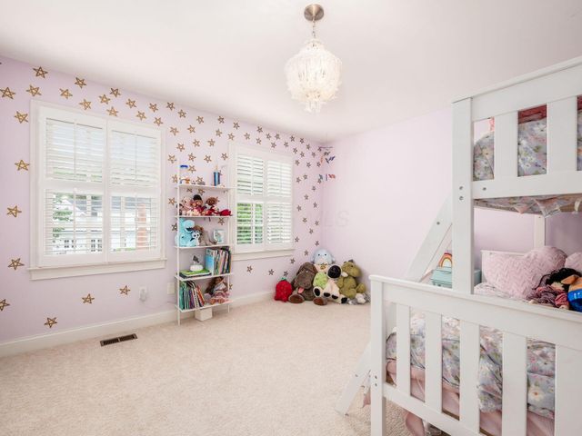 7334 Berkley Square S, New Albany, OH 43054
