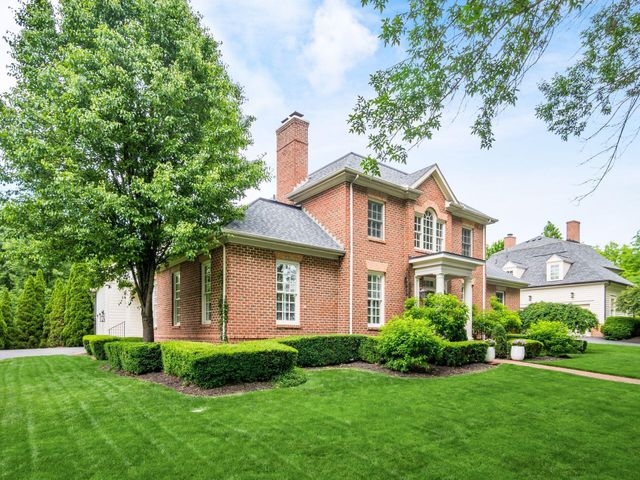 7334 Berkley Square S, New Albany, OH 43054