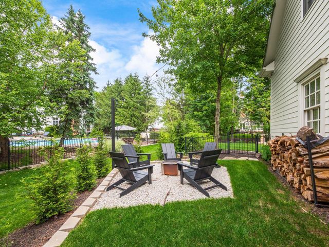 7334 Berkley Square S, New Albany, OH 43054