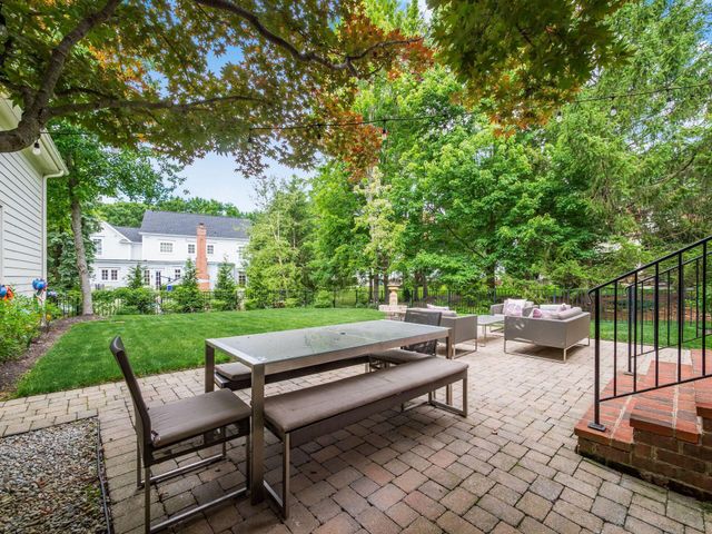 7334 Berkley Square S, New Albany, OH 43054