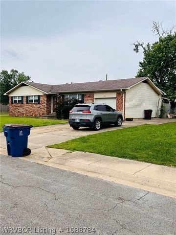127 Dartmouth Lane, Fort Smith, AR 72908