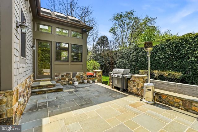 728 MILL ST, Moorestown, NJ 08057