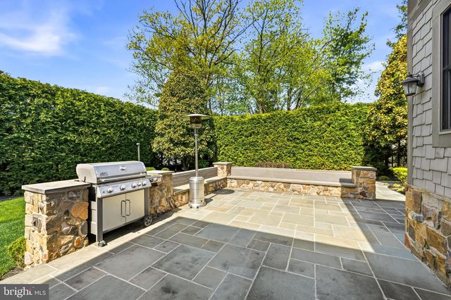 728 MILL ST, Moorestown, NJ 08057