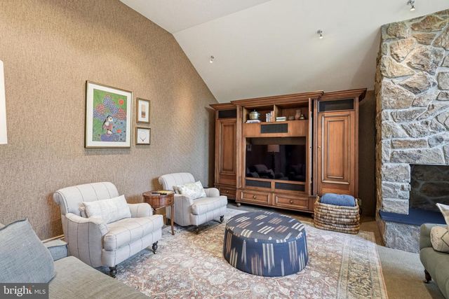 728 MILL ST, Moorestown, NJ 08057