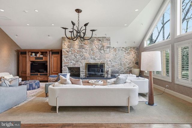 728 MILL ST, Moorestown, NJ 08057