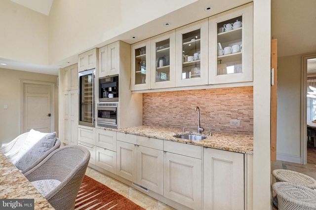 728 MILL ST, Moorestown, NJ 08057