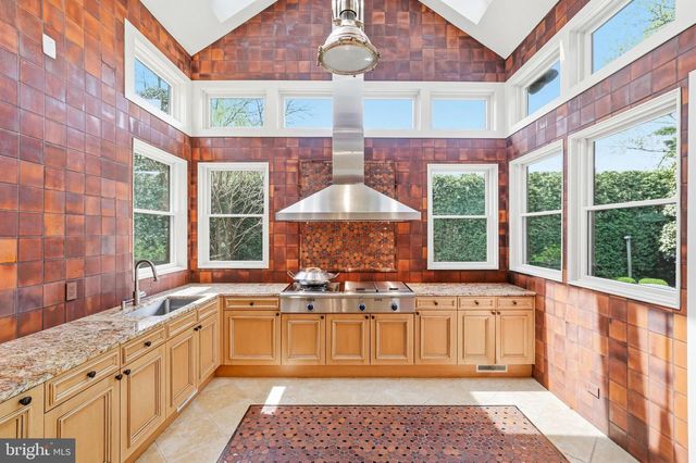 728 MILL ST, Moorestown, NJ 08057