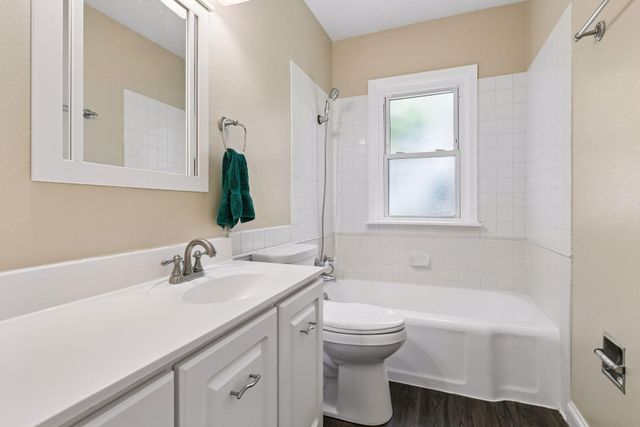 3240 Hampshire Avenue S, Saint Louis Park, MN 55426
