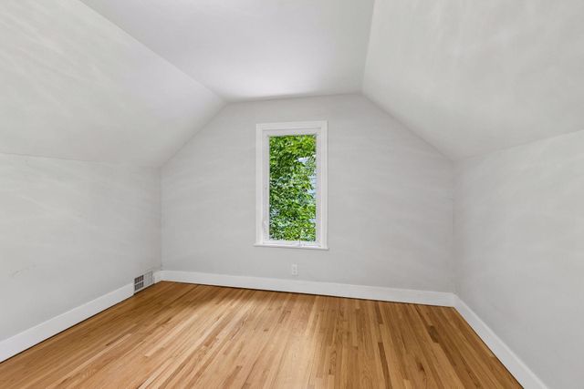 3240 Hampshire Avenue S, Saint Louis Park, MN 55426