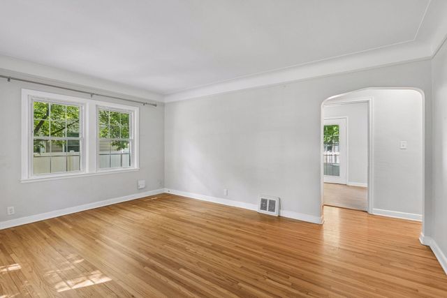3240 Hampshire Avenue S, Saint Louis Park, MN 55426