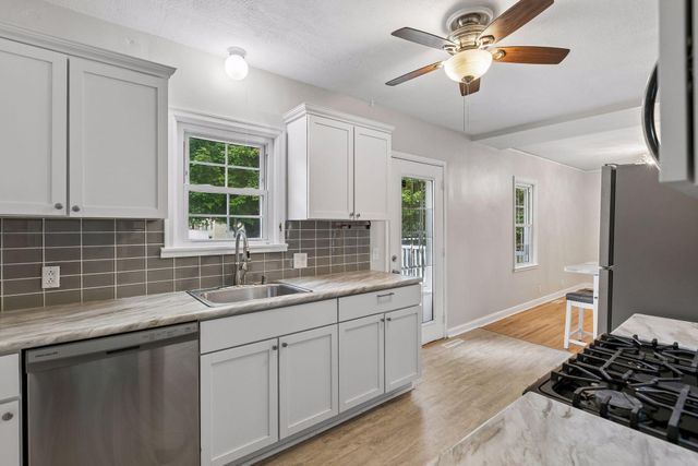 3240 Hampshire Avenue S, Saint Louis Park, MN 55426