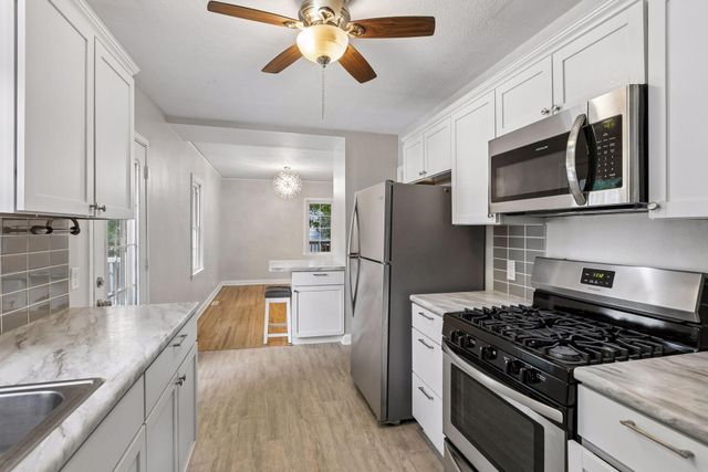 3240 Hampshire Avenue S, Saint Louis Park, MN 55426