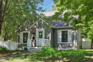 3240 Hampshire Avenue S, Saint Louis Park, MN 55426