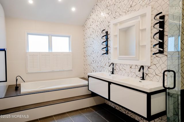 1232 Steeplechase Court, Toms River, NJ 08755