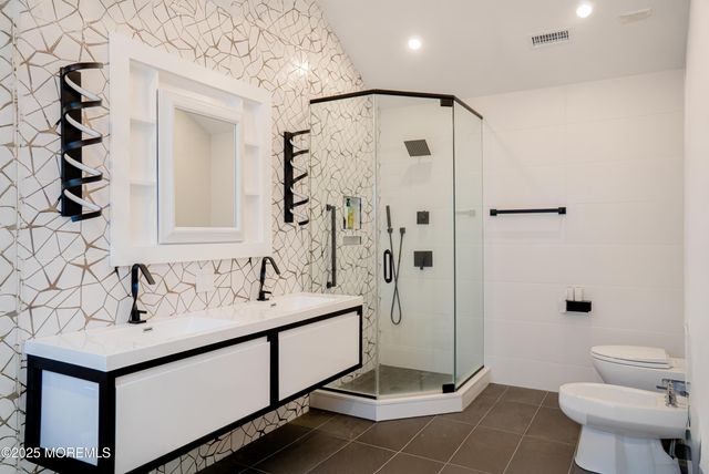 1232 Steeplechase Court, Toms River, NJ 08755