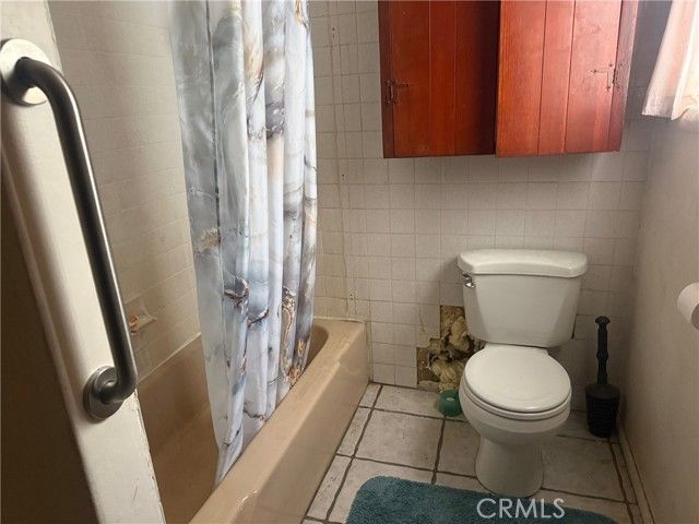 744 Woodland, Crestline, CA 92325