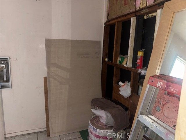 744 Woodland, Crestline, CA 92325