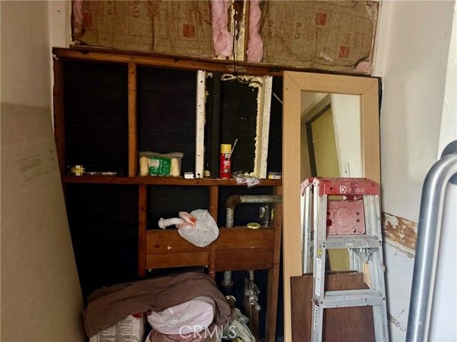 744 Woodland, Crestline, CA 92325