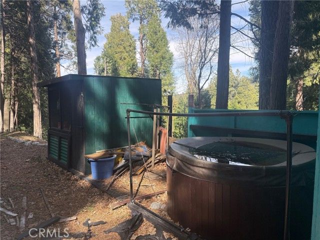 744 Woodland, Crestline, CA 92325