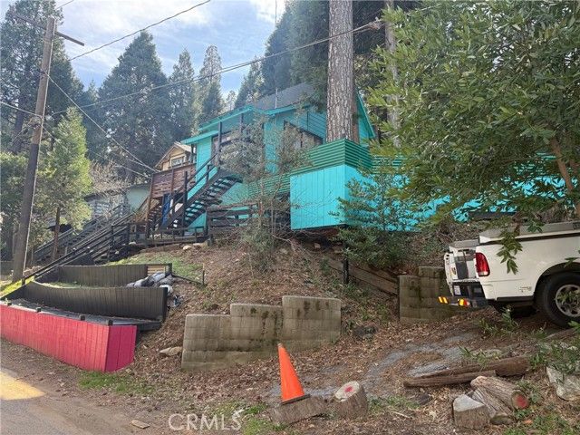 744 Woodland, Crestline, CA 92325