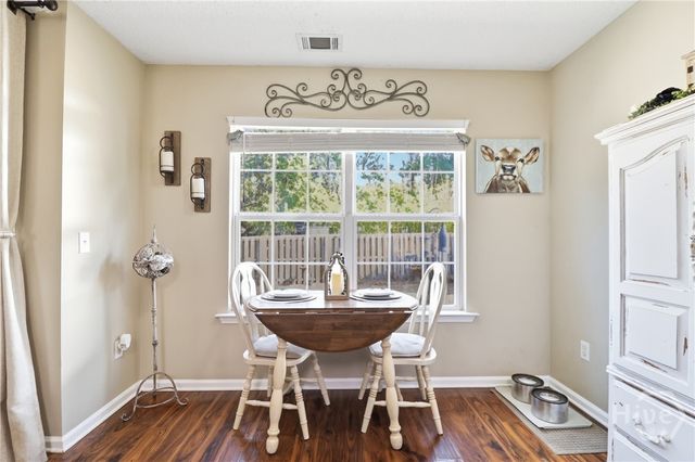 538 Cobblestone Circle, Bloomingdale, GA 31302